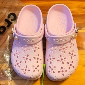 CROCS  Pink Milk Sandals with Floral Design Includes 4 Jibbitz